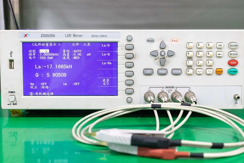 LCR Tester